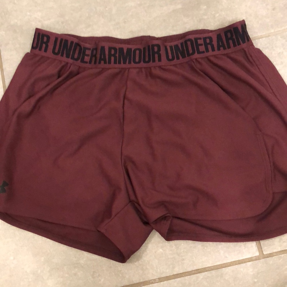 Under armour active shorts small